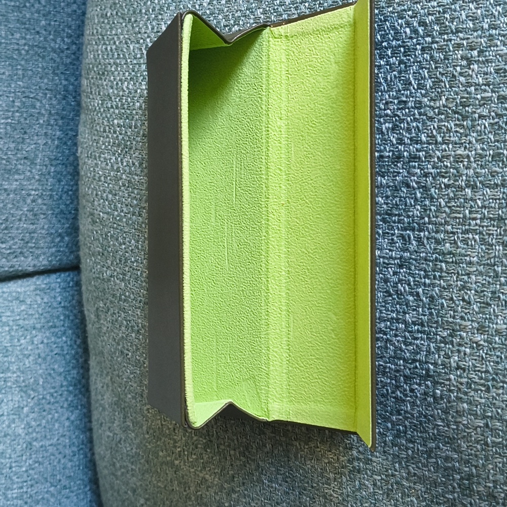 Longchamp Men's Accessory Box - Elegant Olive Green - Picture 4 of 4